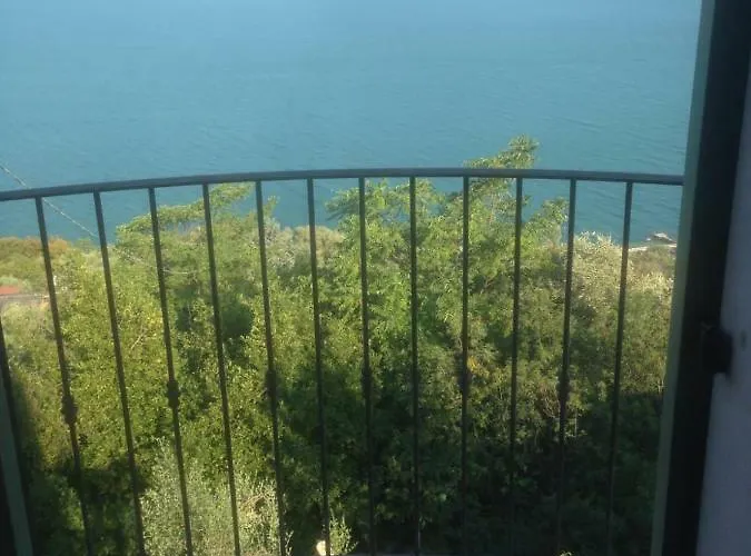 Le Anze Torri Del Benaco