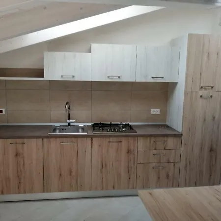 בית חווה Le Anze